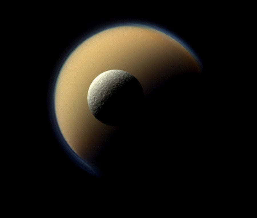 Rea frente a Titán